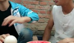 吃瓜群的搞笑视频大全,笑料横生！吃瓜群搞笑视频大盘点