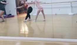 跳舞女孩吃瓜视频播放全集,女孩跳舞吃瓜视频全集回顾